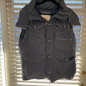 Jet Lag Original Down Vest with removable hood. Men’s size Large, Color …
